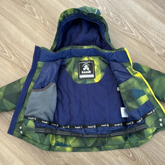 Kamik Boys Insulated Jacket 3T winter snow ski technical hood green yellow blue - Picture 4 of 11